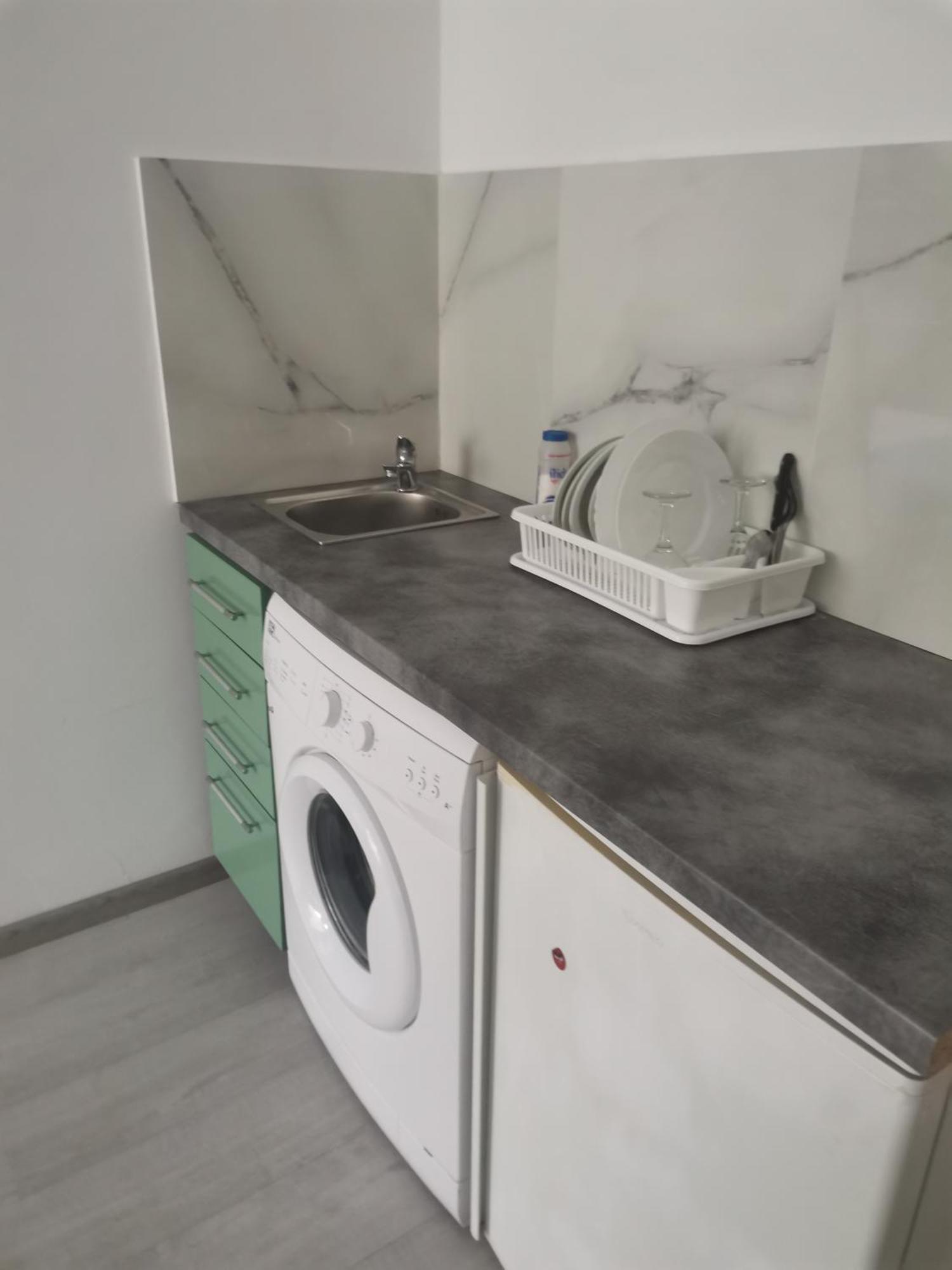 Zenlux Hotel Iasi Buitenkant foto